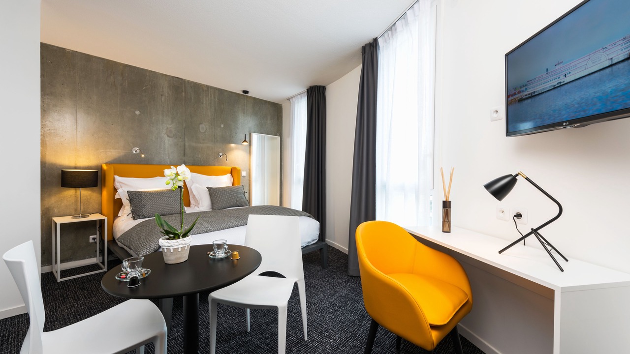 Photo of Bedroom in Talence