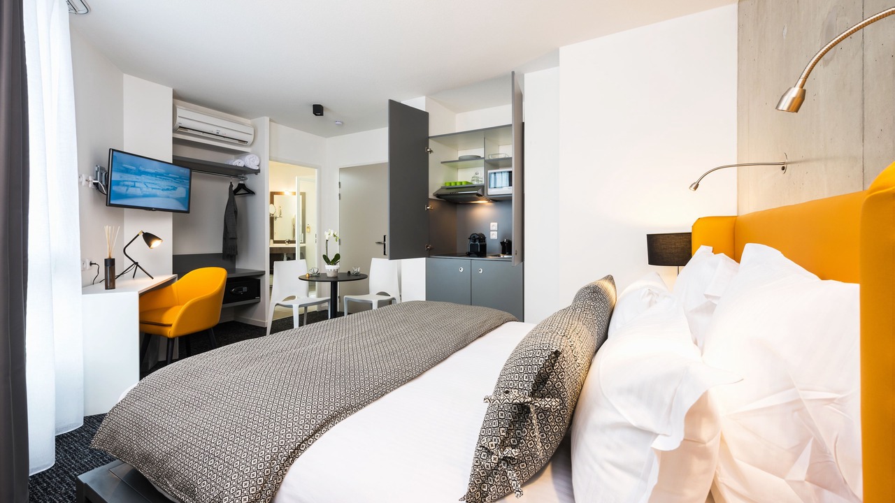 Photo of Bedroom in Talence