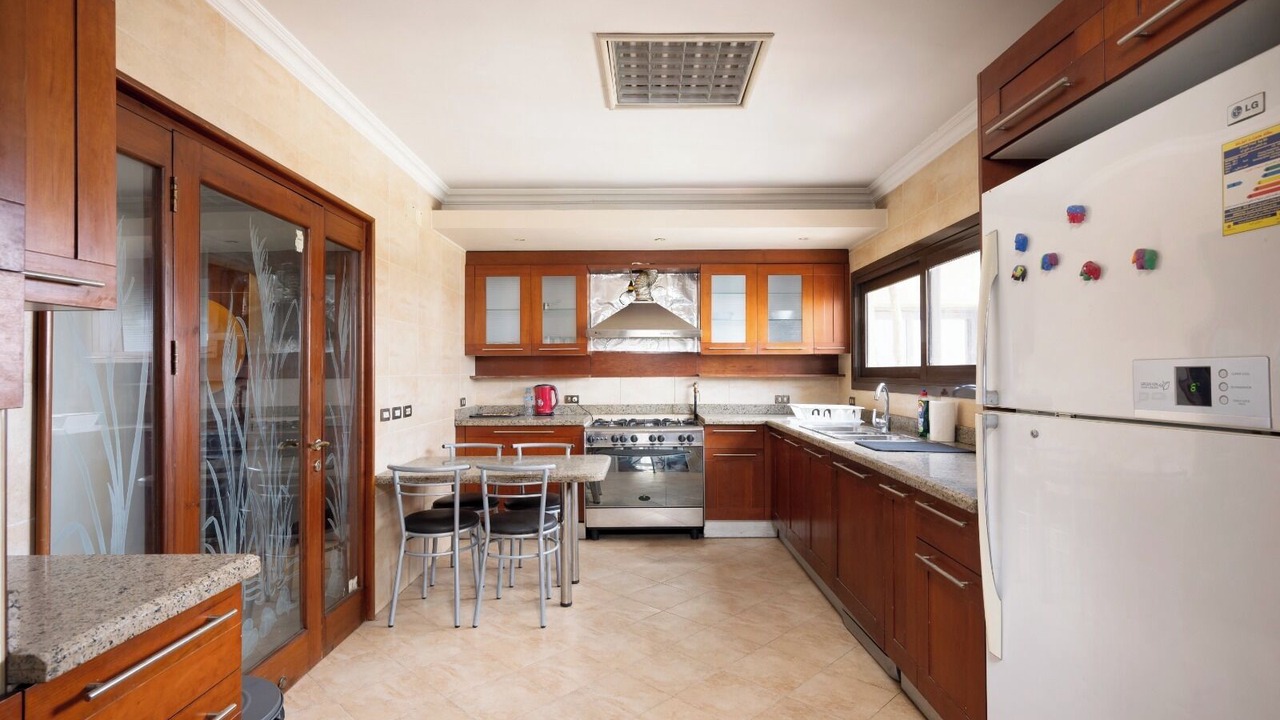 Photo of Kitchen in Al Duqqi