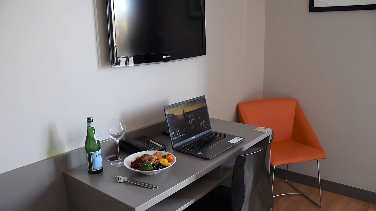 Photo of Bedroom in 9th Arrondissement