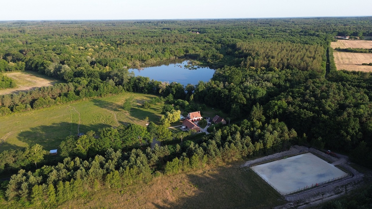 Photo of Outdoor in La Ferte-Saint-Aubin
