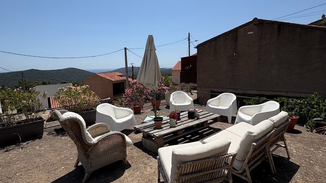 Photo of Patio Balcony in Monacia-d'Aullene