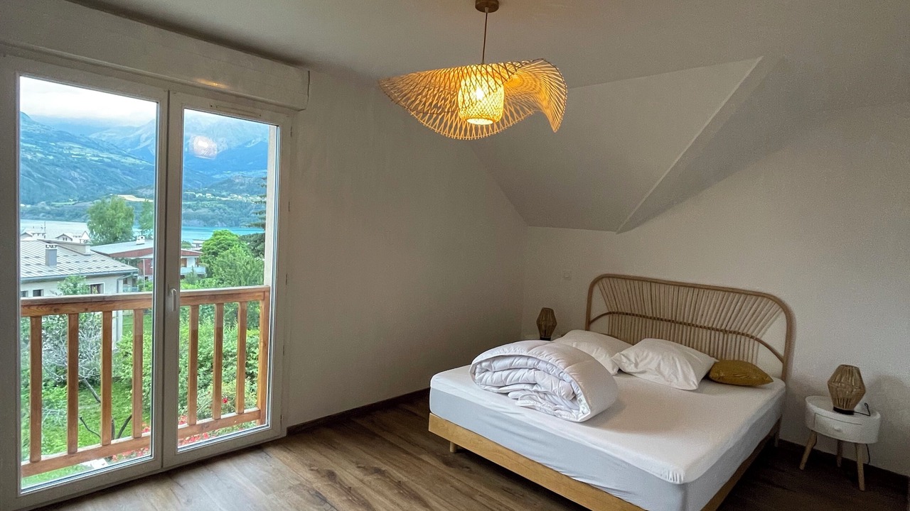 Photo of Bedroom in Savines-le-Lac