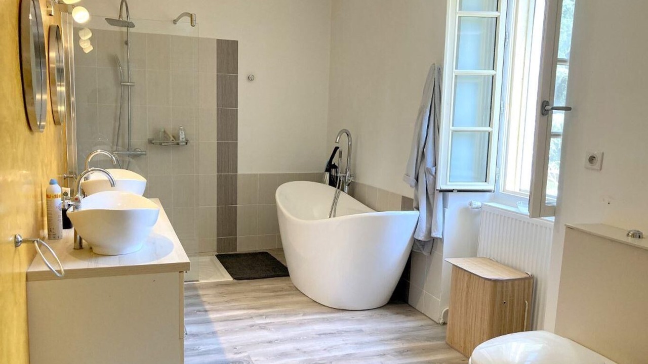 Photo of Bathroom in Duravel