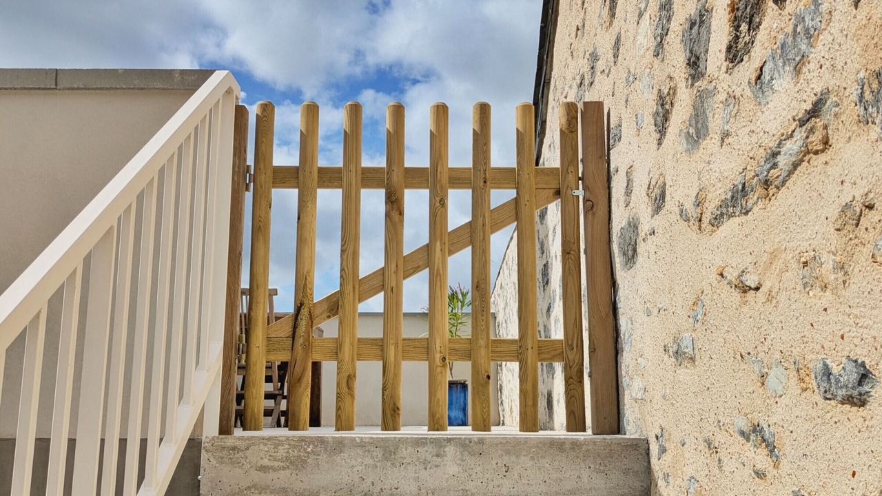 Photo of Outdoor in Louverne
