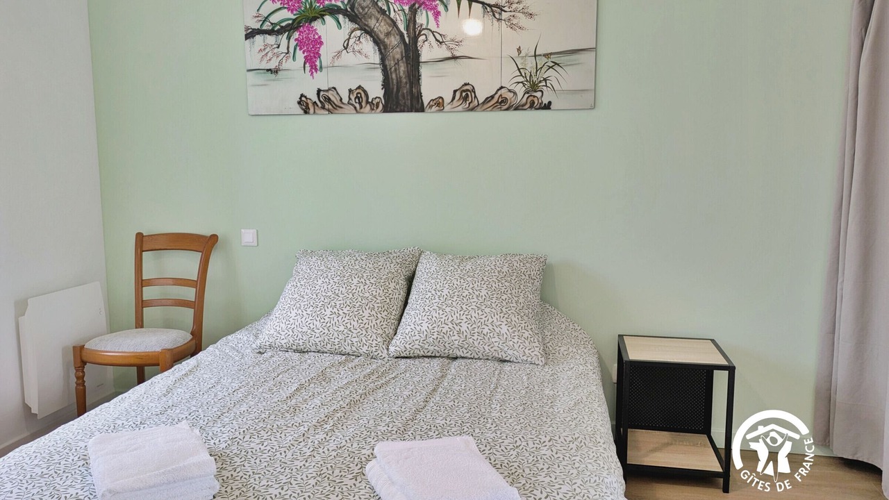 Photo of Bedroom in Louverne