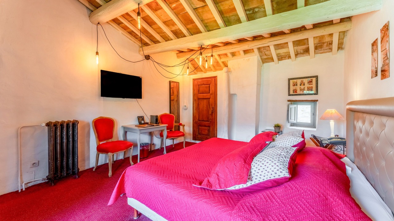 Photo of Bedroom in Collias