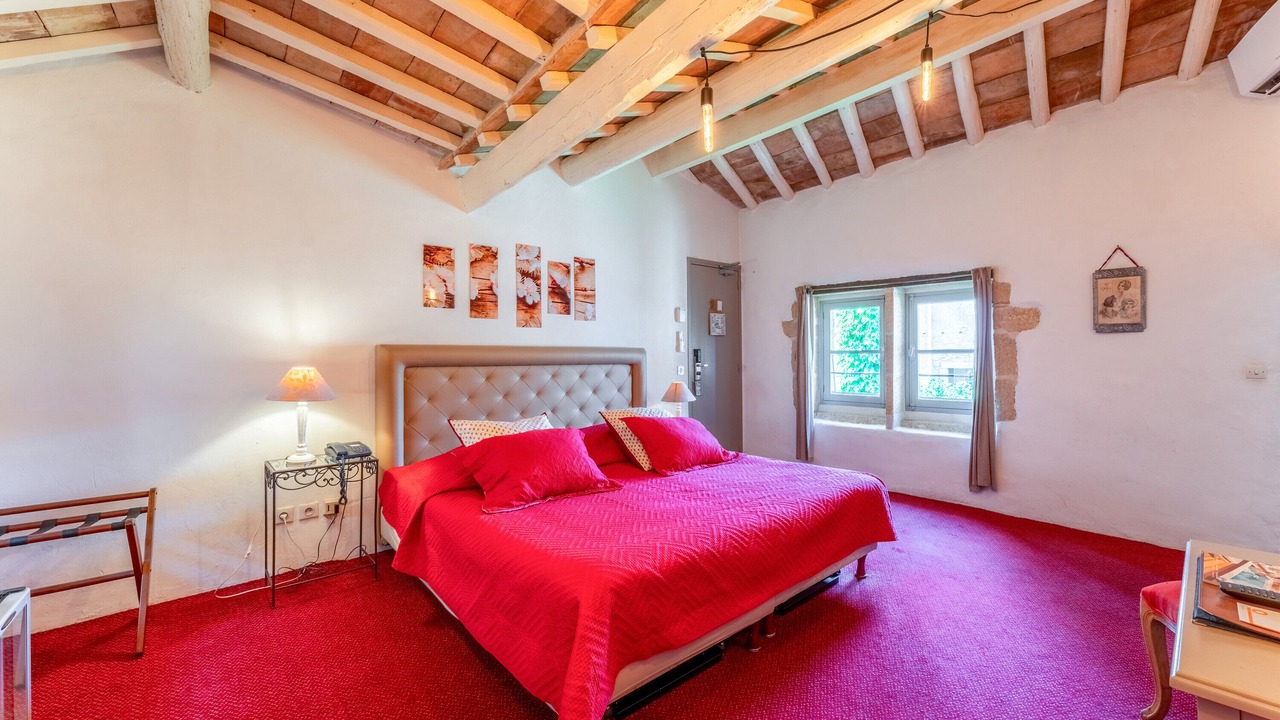 Photo of Bedroom in Collias