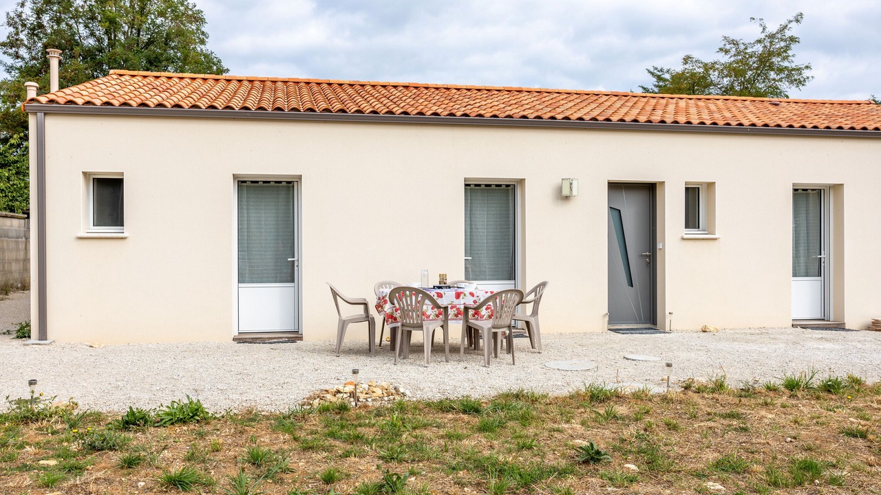 Photo of Outdoor in Curzon