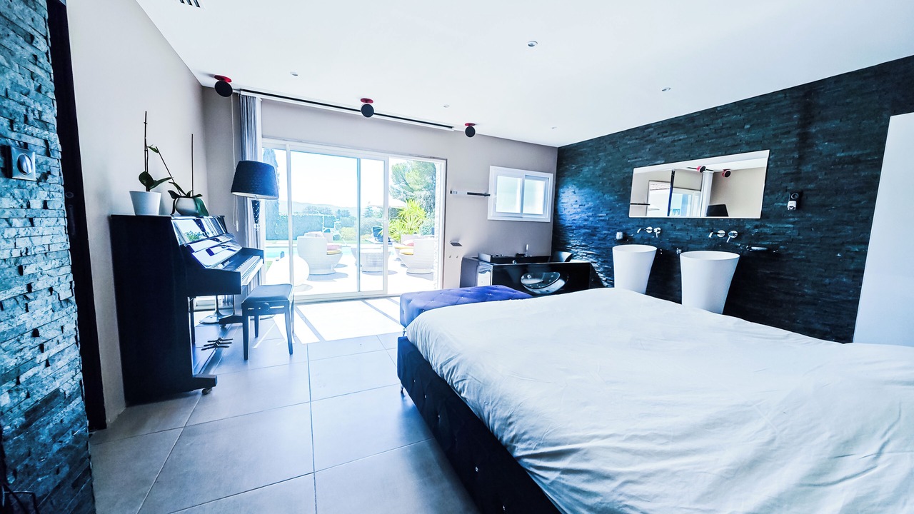 Photo of Bedroom in Pourcieux