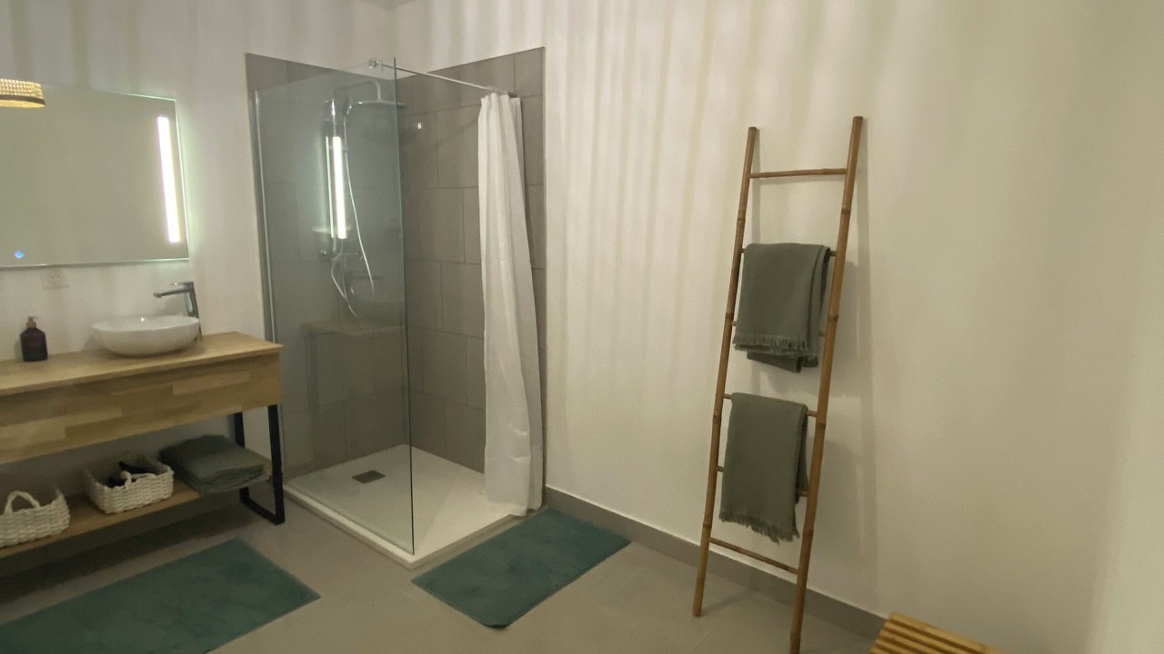 Photo of Bathroom in San-Martino-di-Lota