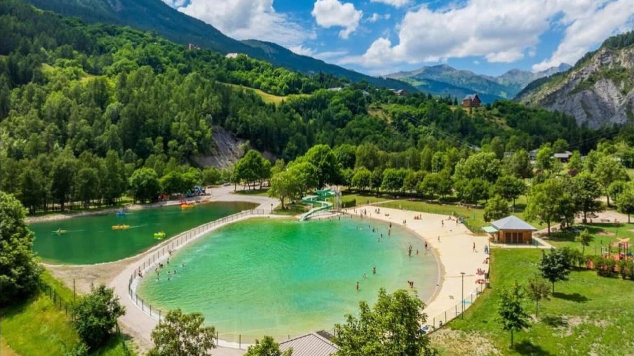 Photo of Others in Allos