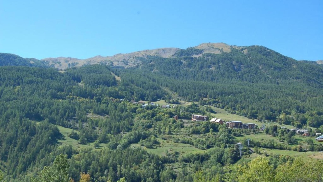 Photo of Others in Allos