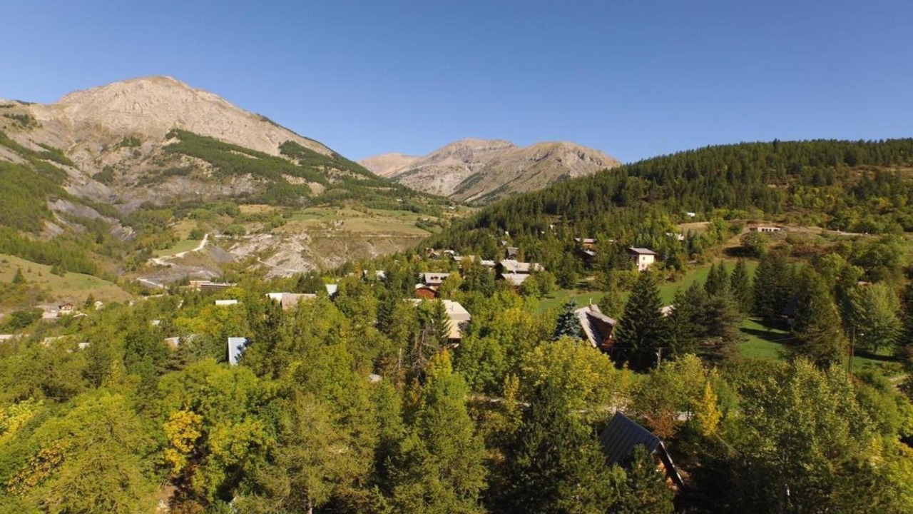 Photo of Others in Allos