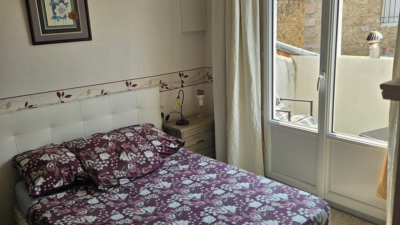 Photo of Bedroom in Lezignan-Corbieres