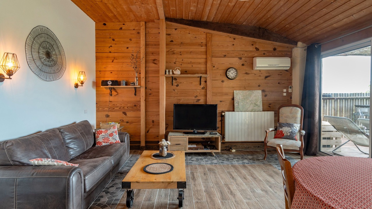 Photo of Livingroom in Bessas