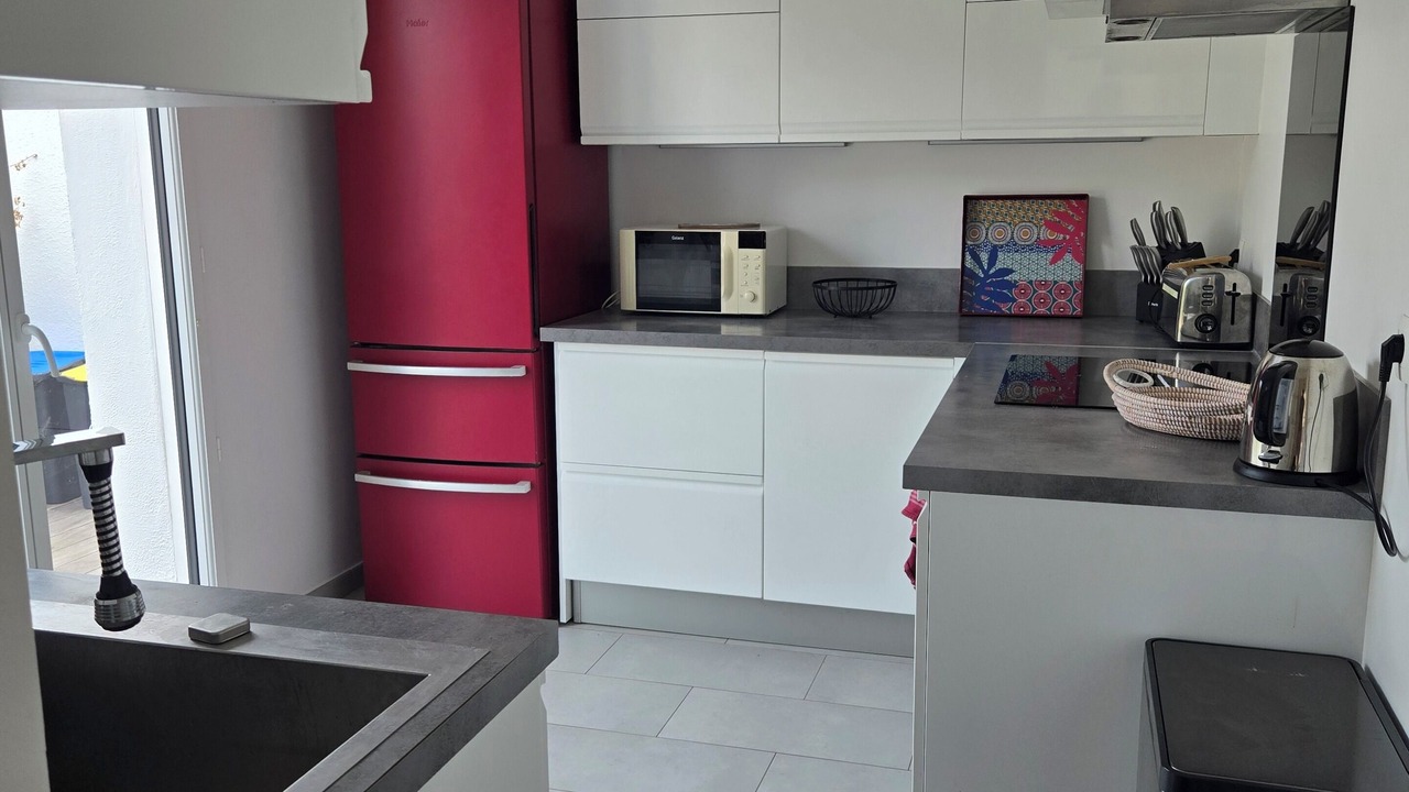 Photo of Kitchen in Saint-Gildas-de-Rhuys