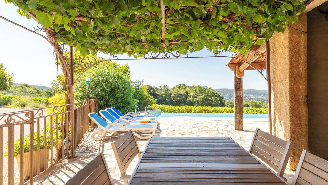 Photo of Patio Balcony in Saint-Romain-en-Viennois
