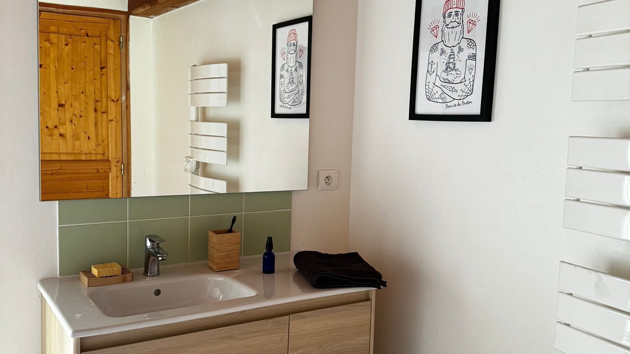 Photo of Bathroom in Berrien