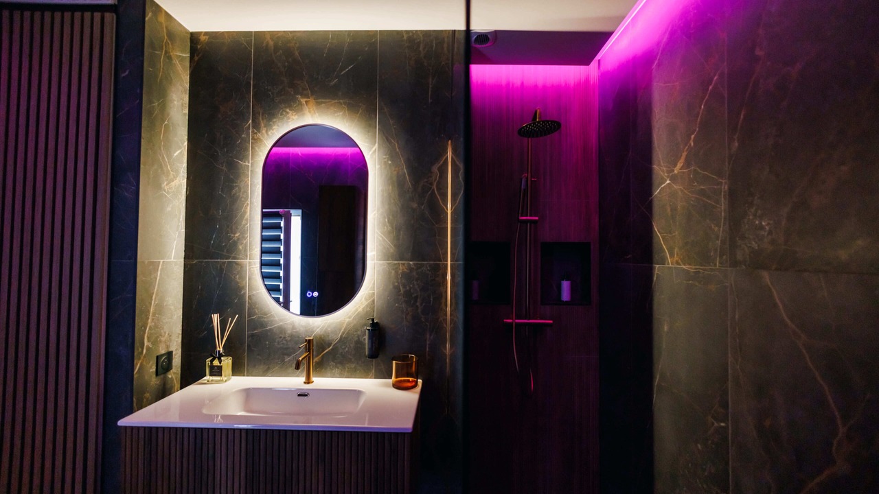 Photo of Bathroom in Downtown Angers