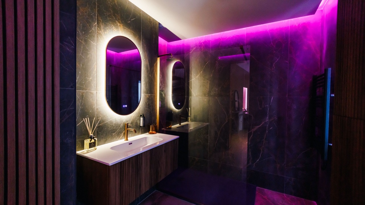 Photo of Bathroom in Downtown Angers