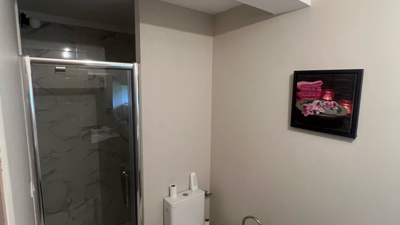 Photo of Bathroom in Lavoux
