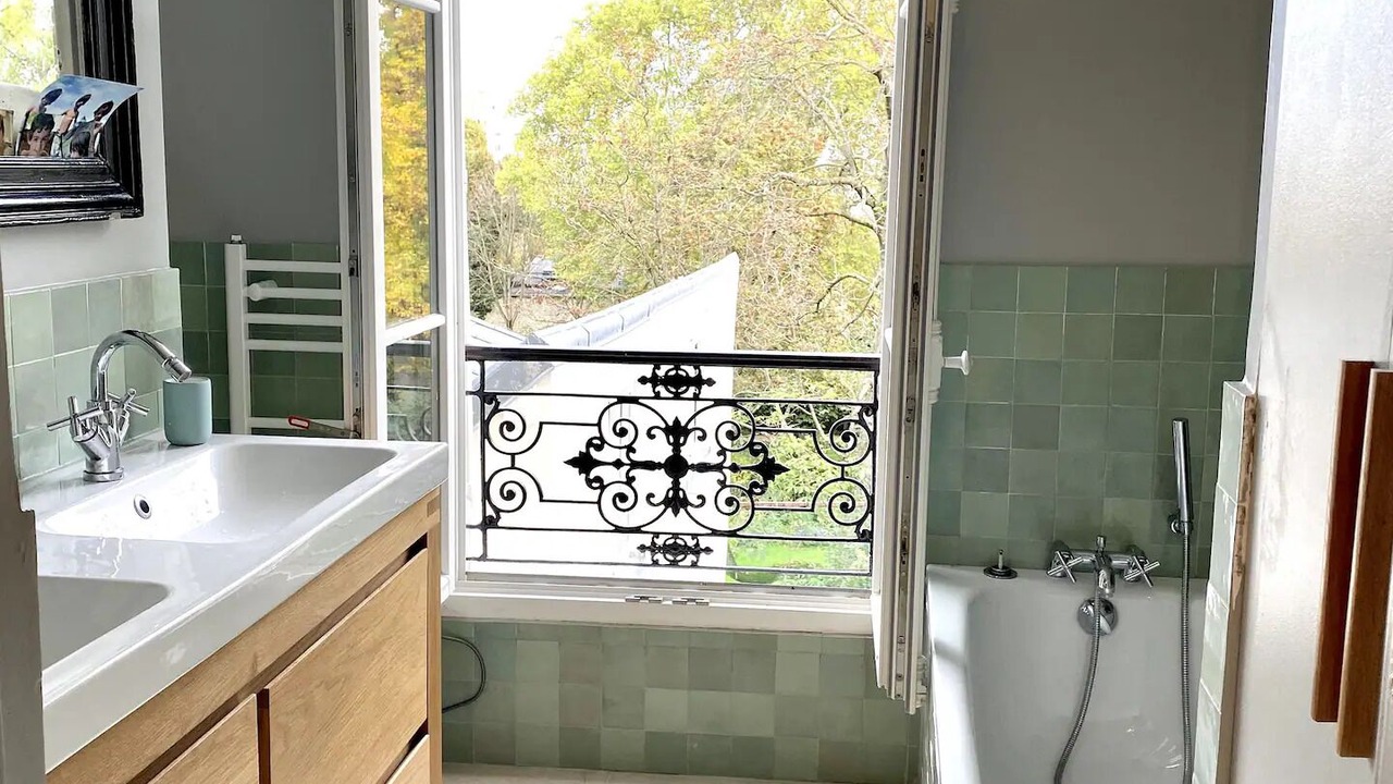 Photo of Bathroom in Quartier des Invalides