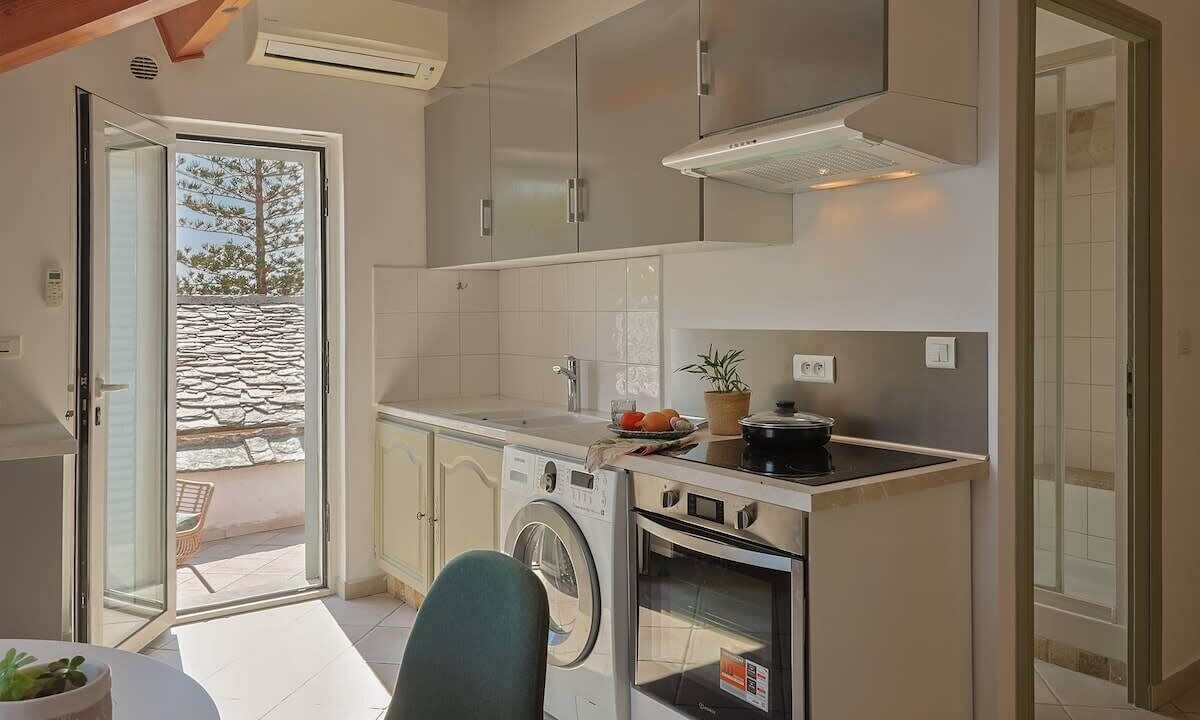 Photo of Kitchen in San-Martino-di-Lota