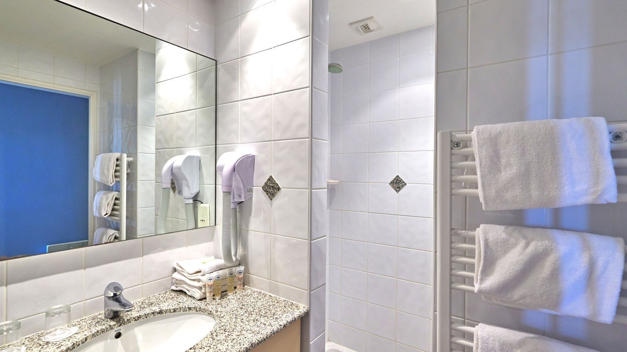 Photo of Bathroom in Saint-Ideuc