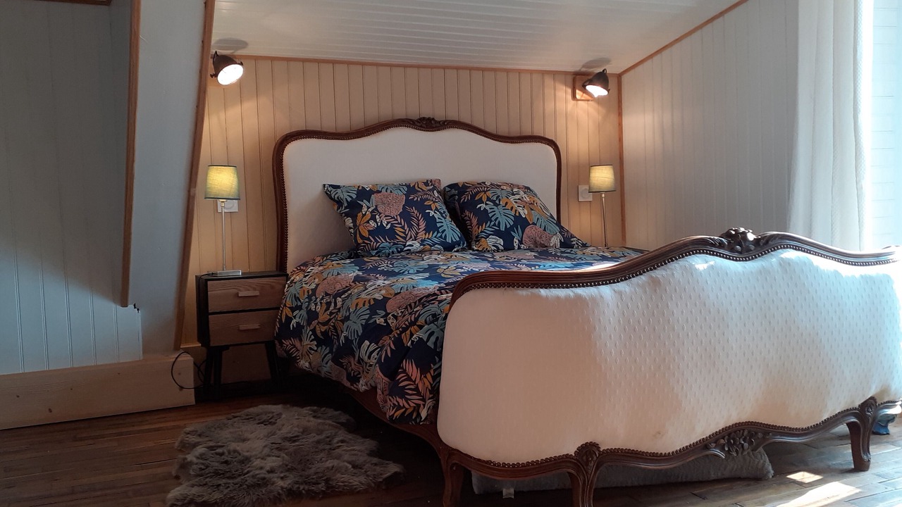 Photo of Bedroom in Villefranche-du-Perigord