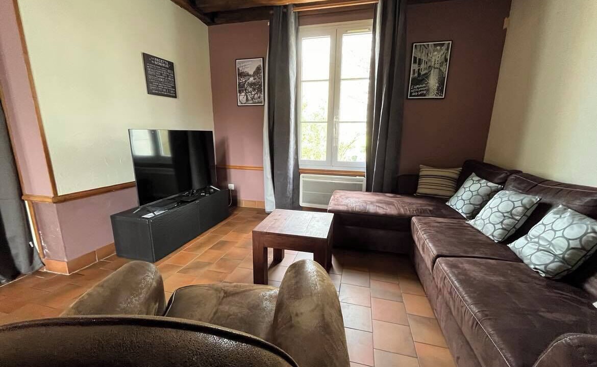 Photo of Livingroom in Thesee