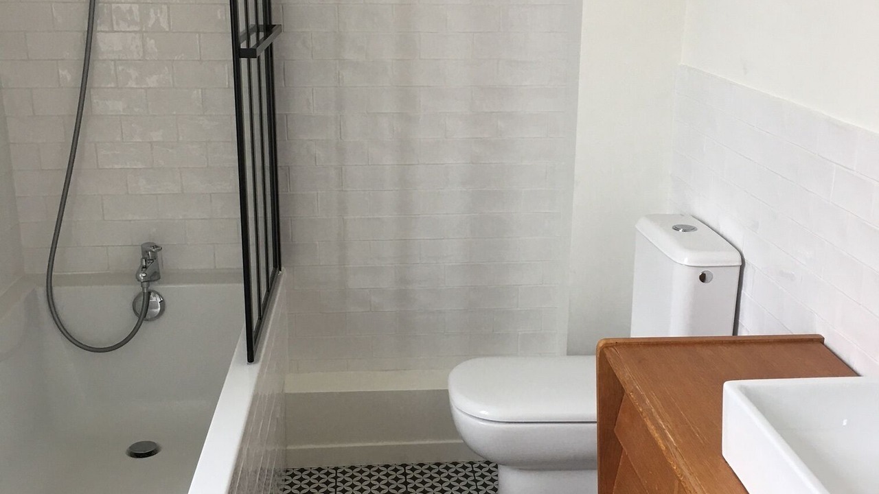 Photo of Bathroom in Esperance-Cottages