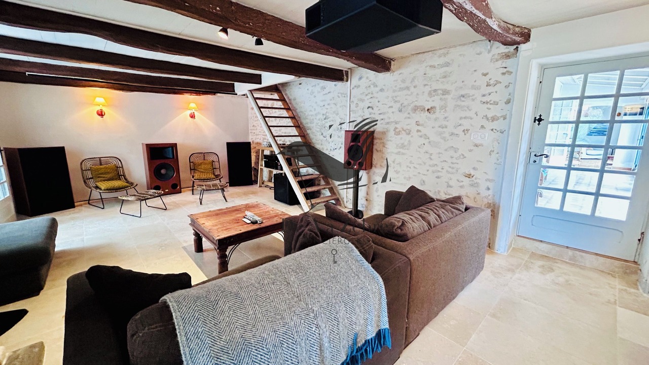 Photo of Livingroom in Port-des-Barques