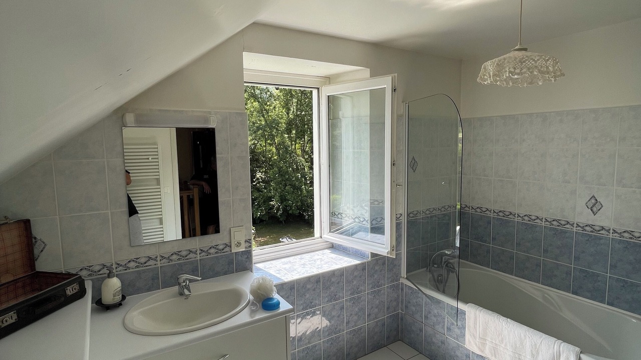 Photo of Bathroom in Monceaux-sur-Dordogne