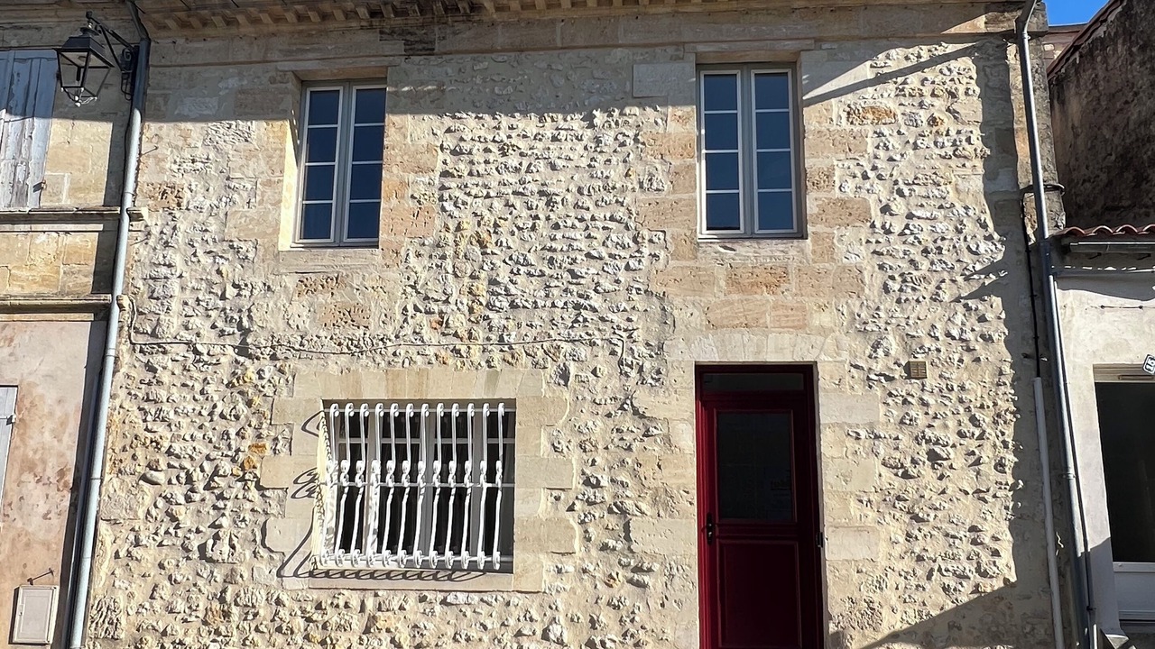 Photo of Outdoor in Saint-Estephe