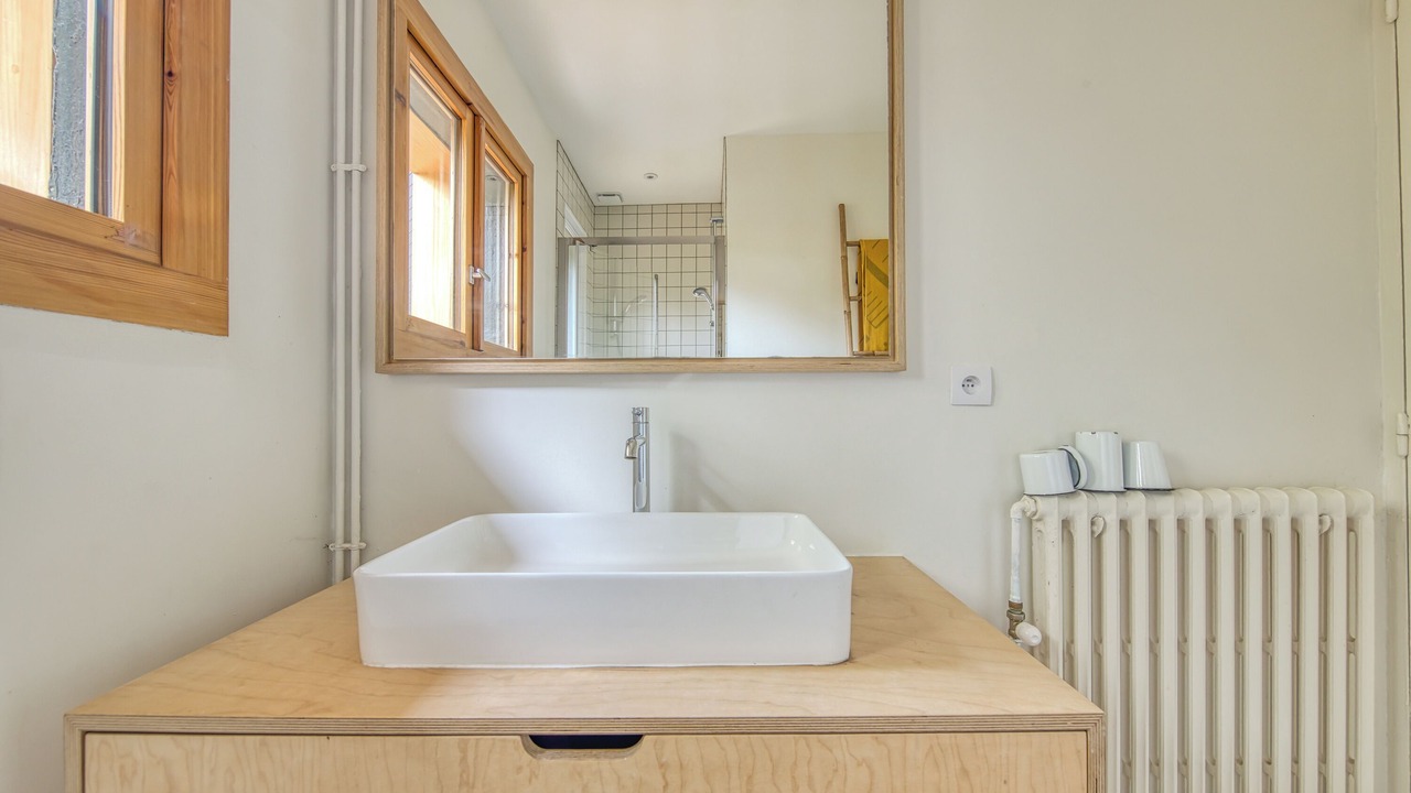 Photo of Bathroom in Piraillan