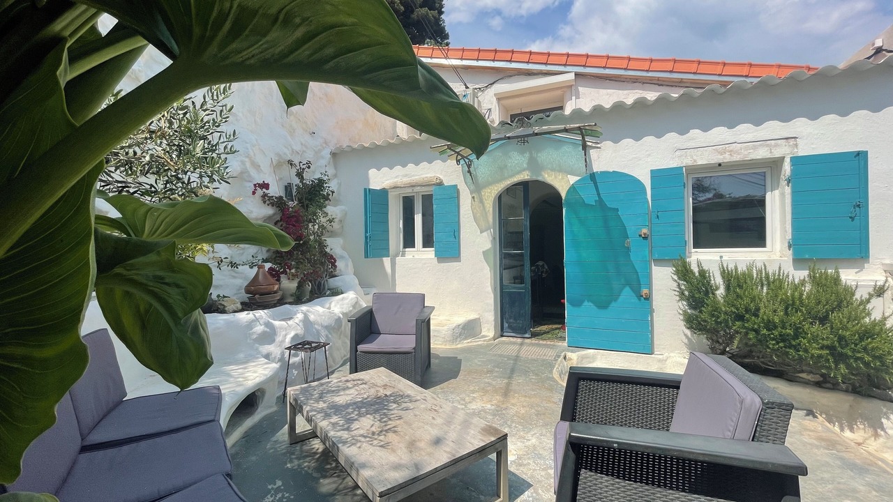 Photo of Patio Balcony in Roucas-Blanc