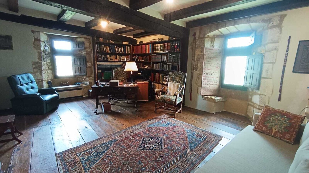 Photo of Livingroom in Cherves-Chatelars