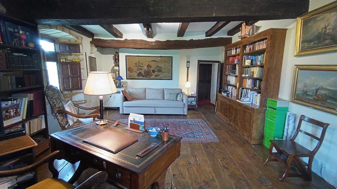 Photo of Livingroom in Cherves-Chatelars
