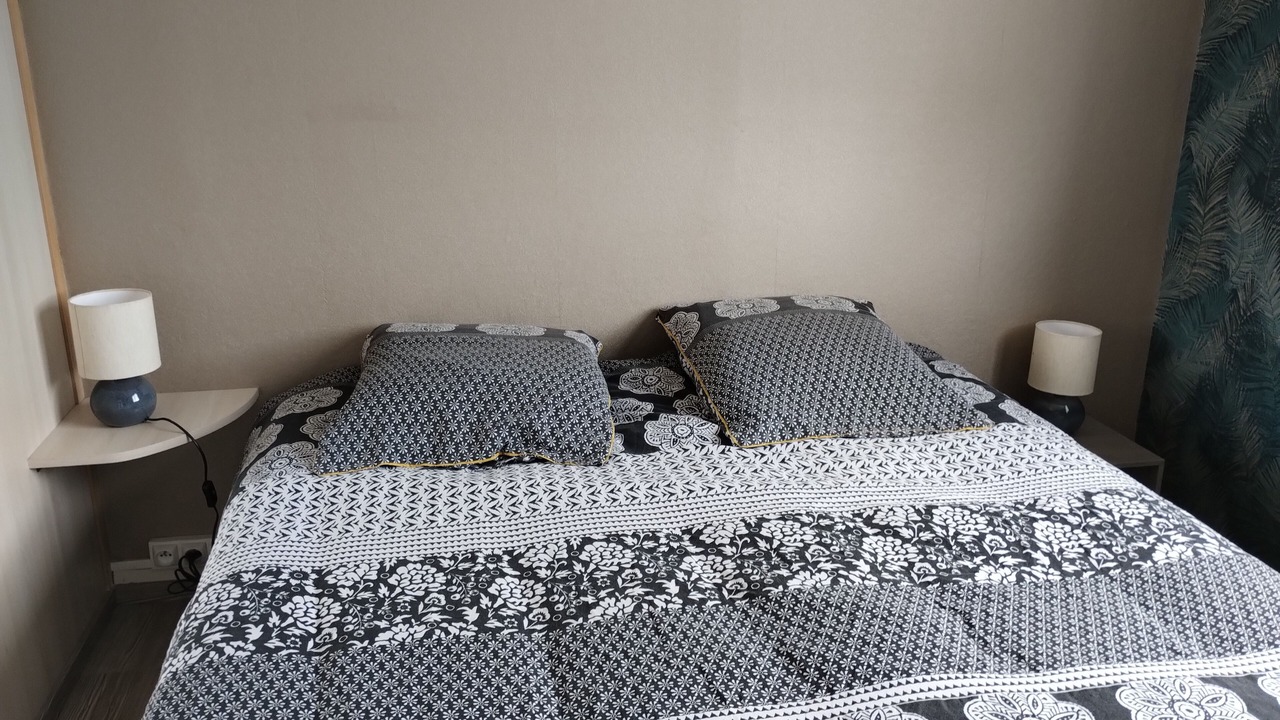 Photo of Bedroom in Maille