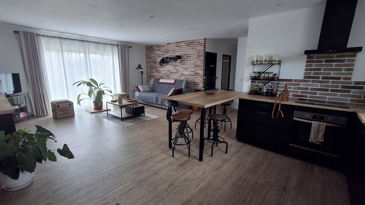 Photo of Livingroom in Eyrans