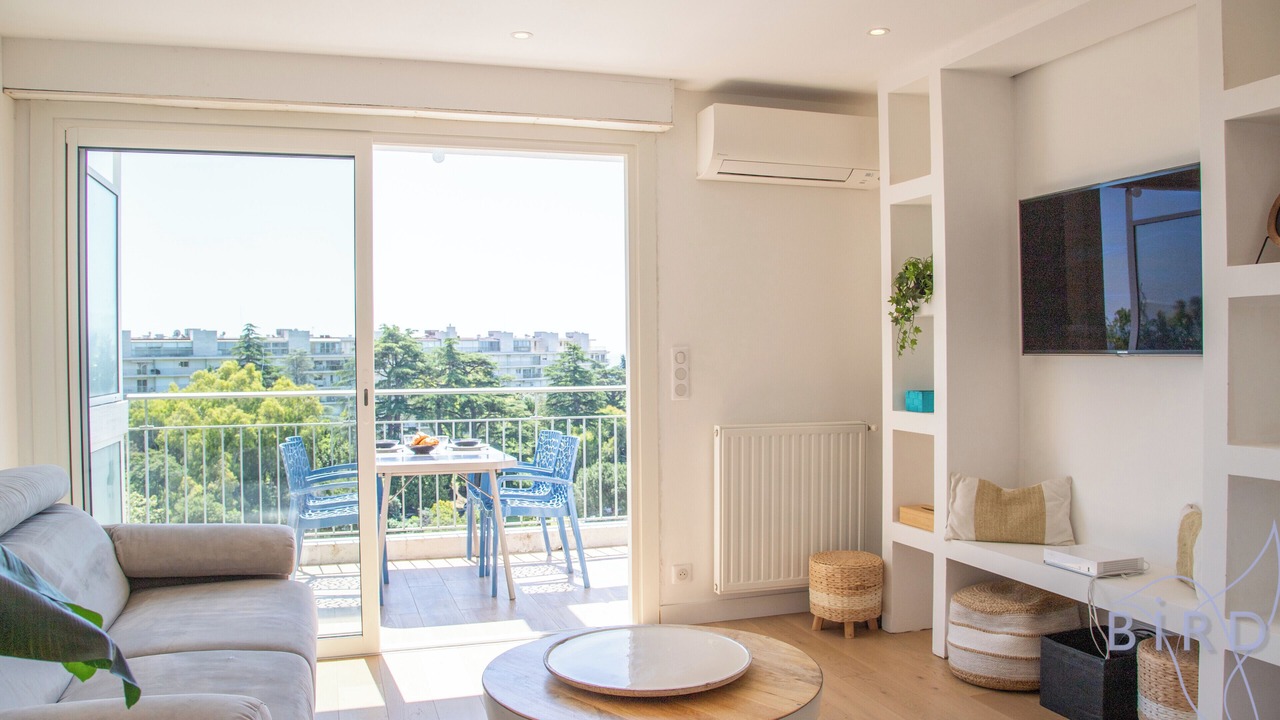 Photo of Livingroom in Cannes La Bocca