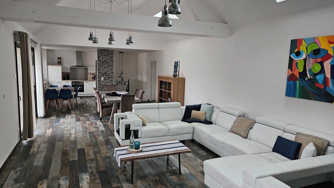 Photo of Livingroom in Chouilly