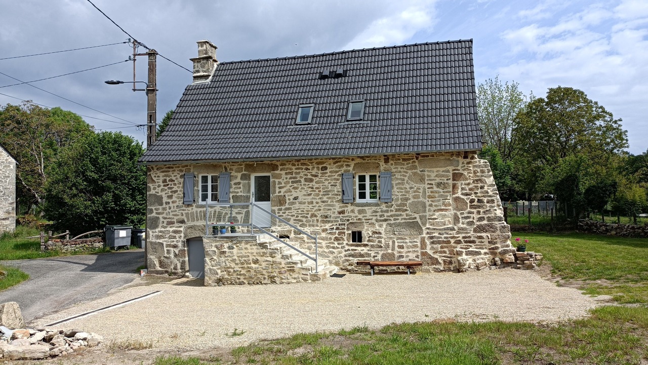 Photo of Outdoor in Saint-Julien-le-Pelerin