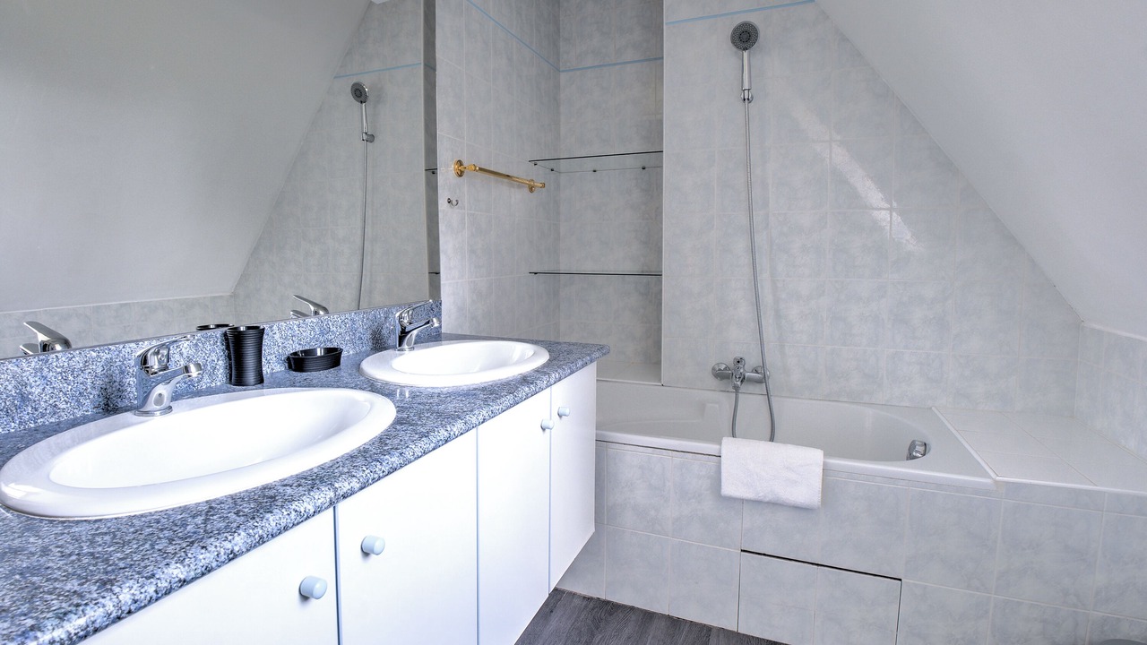 Photo of Bathroom in Saint-Andre-dAllas