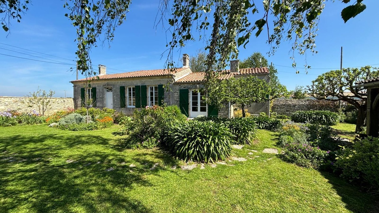 Photo of Outdoor in L'Echardiere