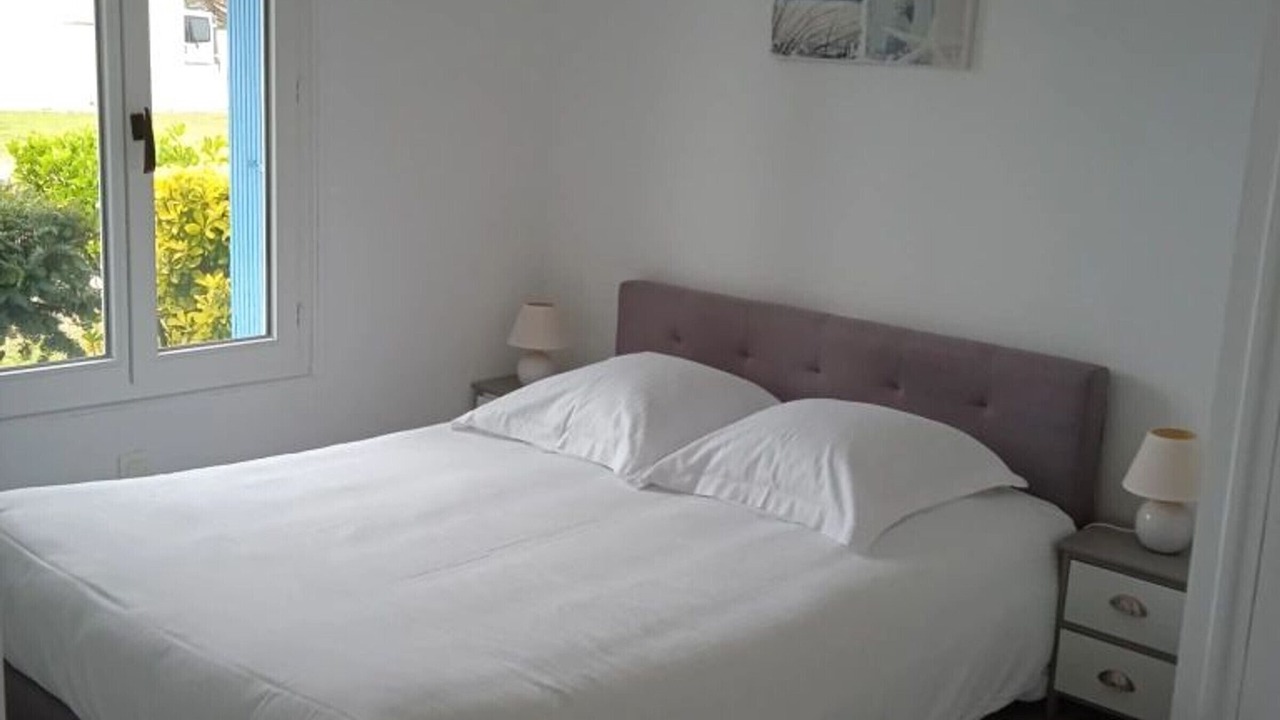 Photo of Bedroom in Saint-Michel-en-l'Herm