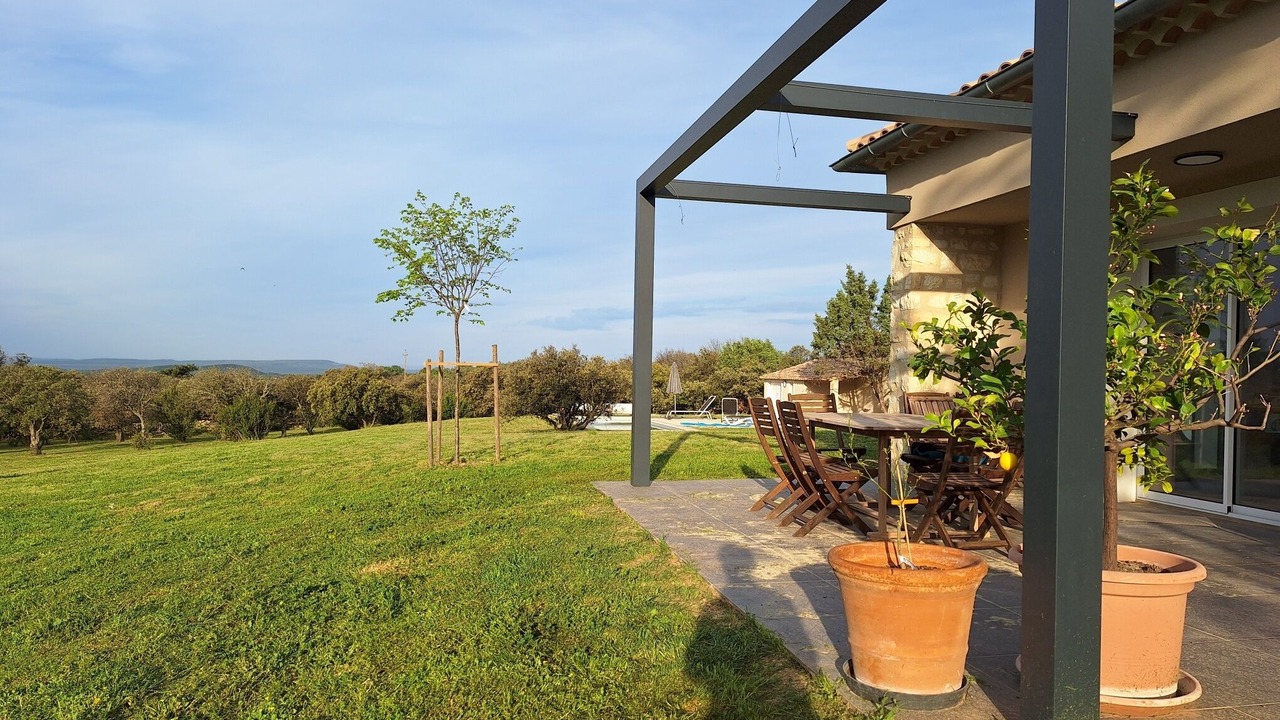 Photo of Outdoor in Taulignan