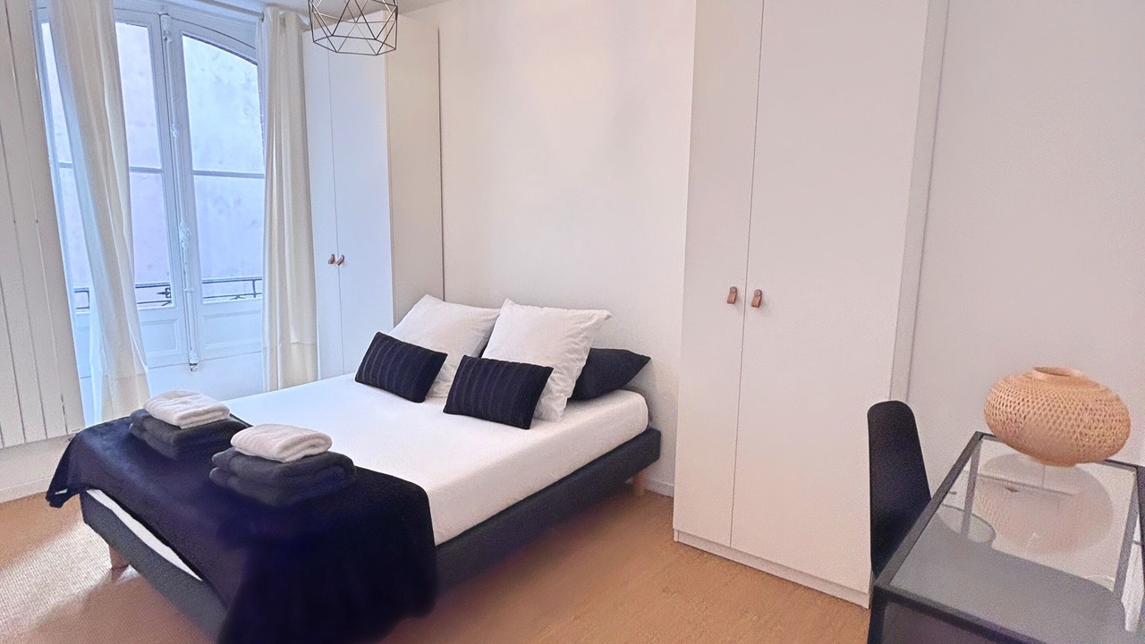 Photo of Bedroom in Carmes