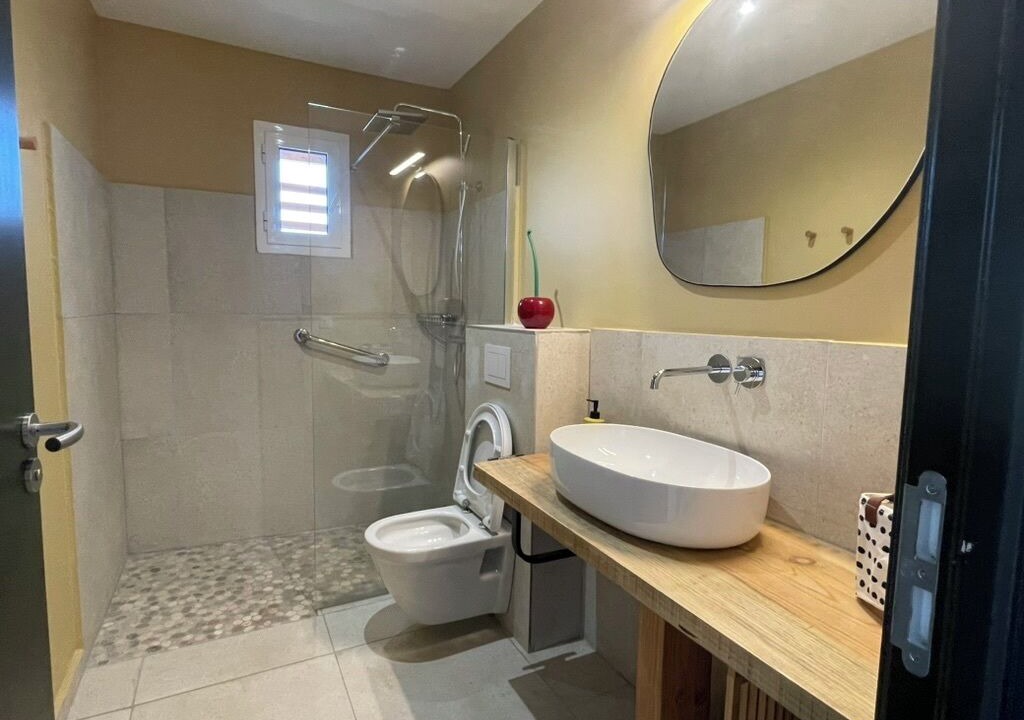 Photo of Bathroom in Monacia-d'Aullene
